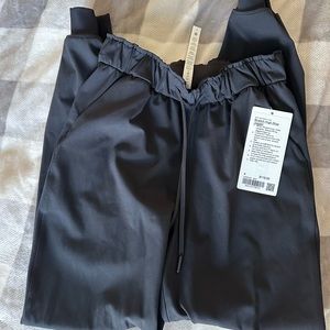 Lululemon joggers